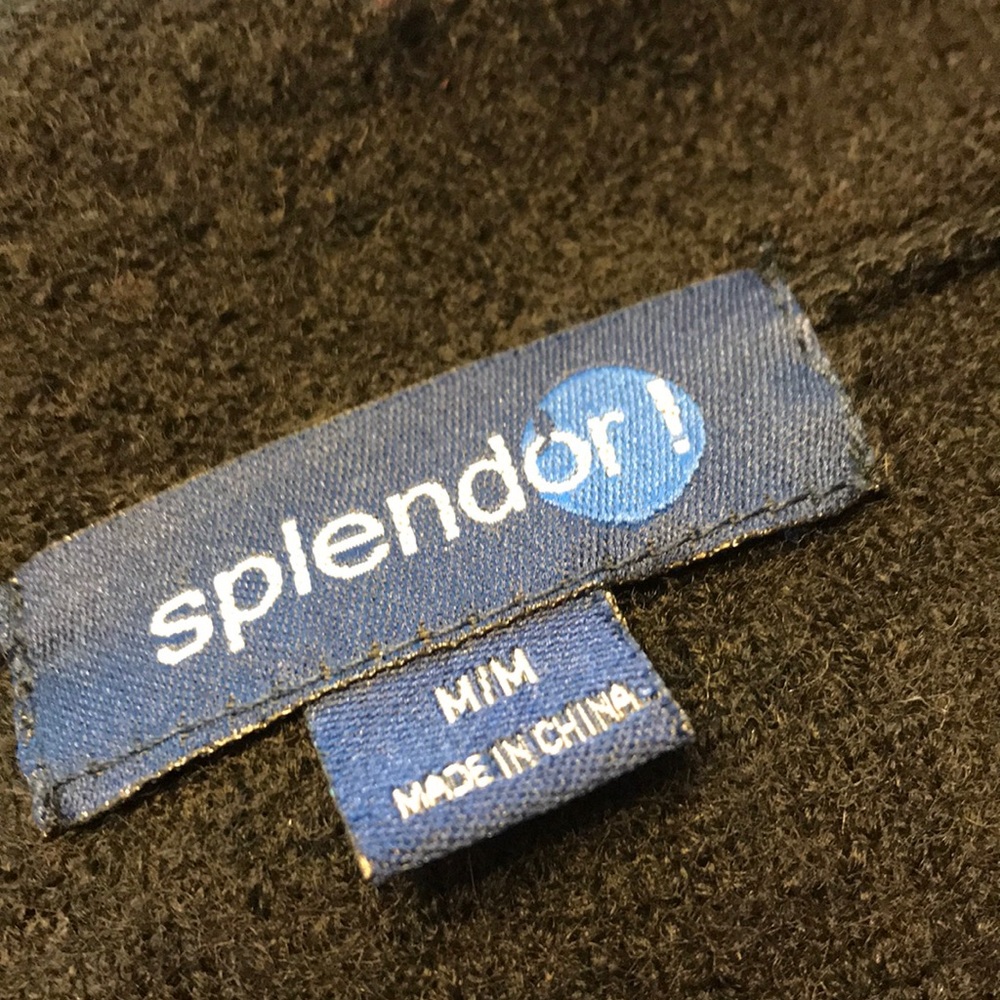100% Wool Splendor Vest - Picture 6 of 9